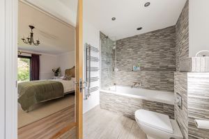 Photo 17- click for photo gallery